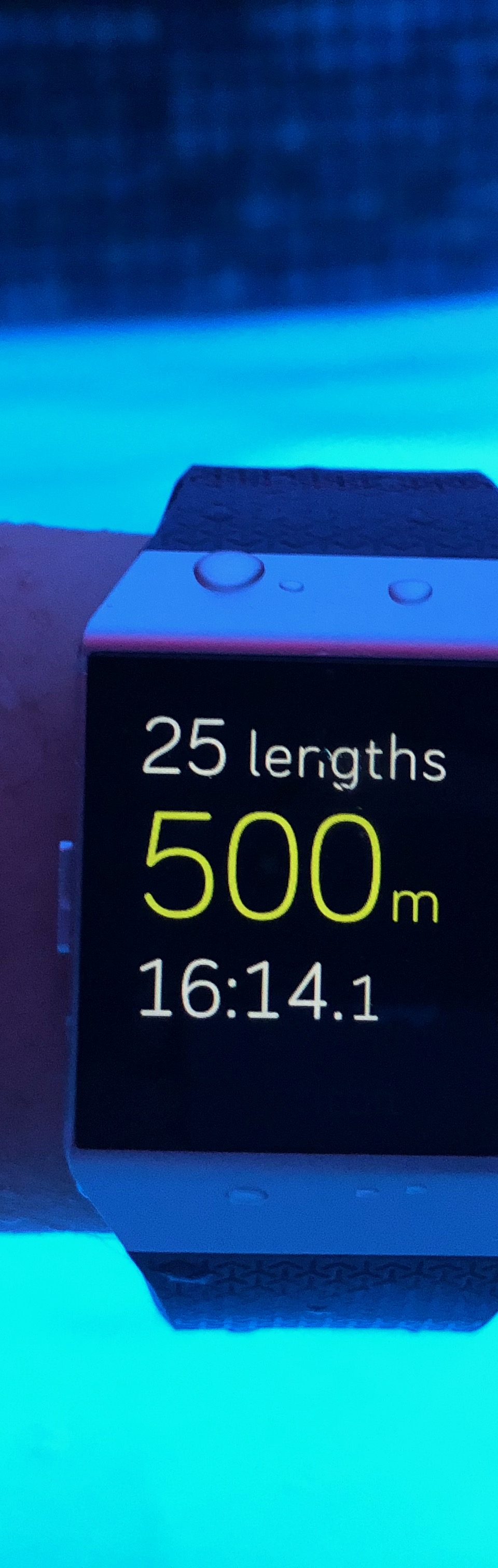 รีวิวสั้น Fitbt Ionic กับการว่ายน้ำ